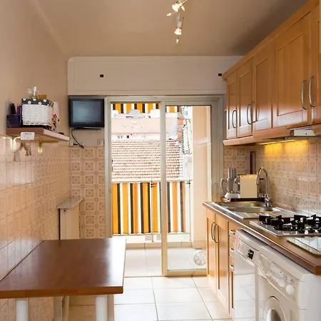 Cosy 2 Bedrooms In The Centre!