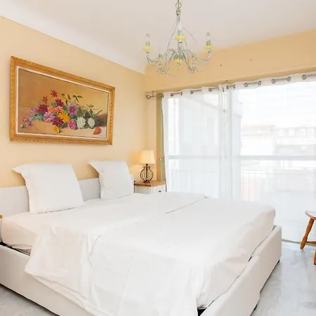 Cosy 2 Bedrooms In The Centre! Apartament