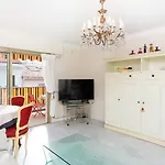 شقة Cosy 2 Bedrooms In The Centre!