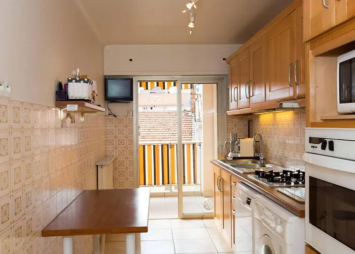 Cosy 2 Bedrooms In The Centre!