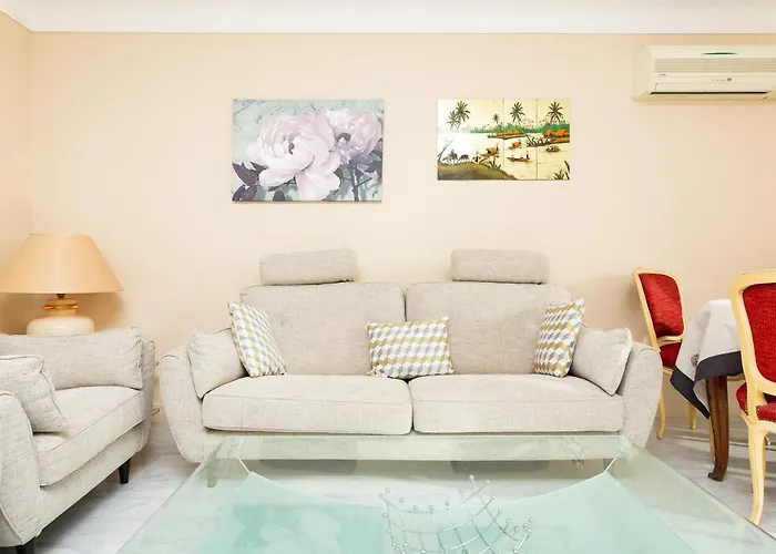 Cosy 2 Bedrooms In The Centre! * Cannes