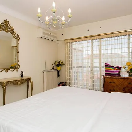 Cosy 2 Bedrooms In The Centre! *